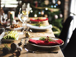 SMARTBOX - Coffret Cadeau Coffret Cadeau de Noël pour couple : 1 séjour avec dîner romantique -  Séjour